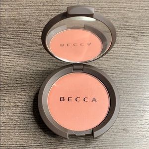 Becca Mineral Blush In sweet pea